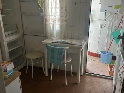 Piso en calle de Ocaña, 90