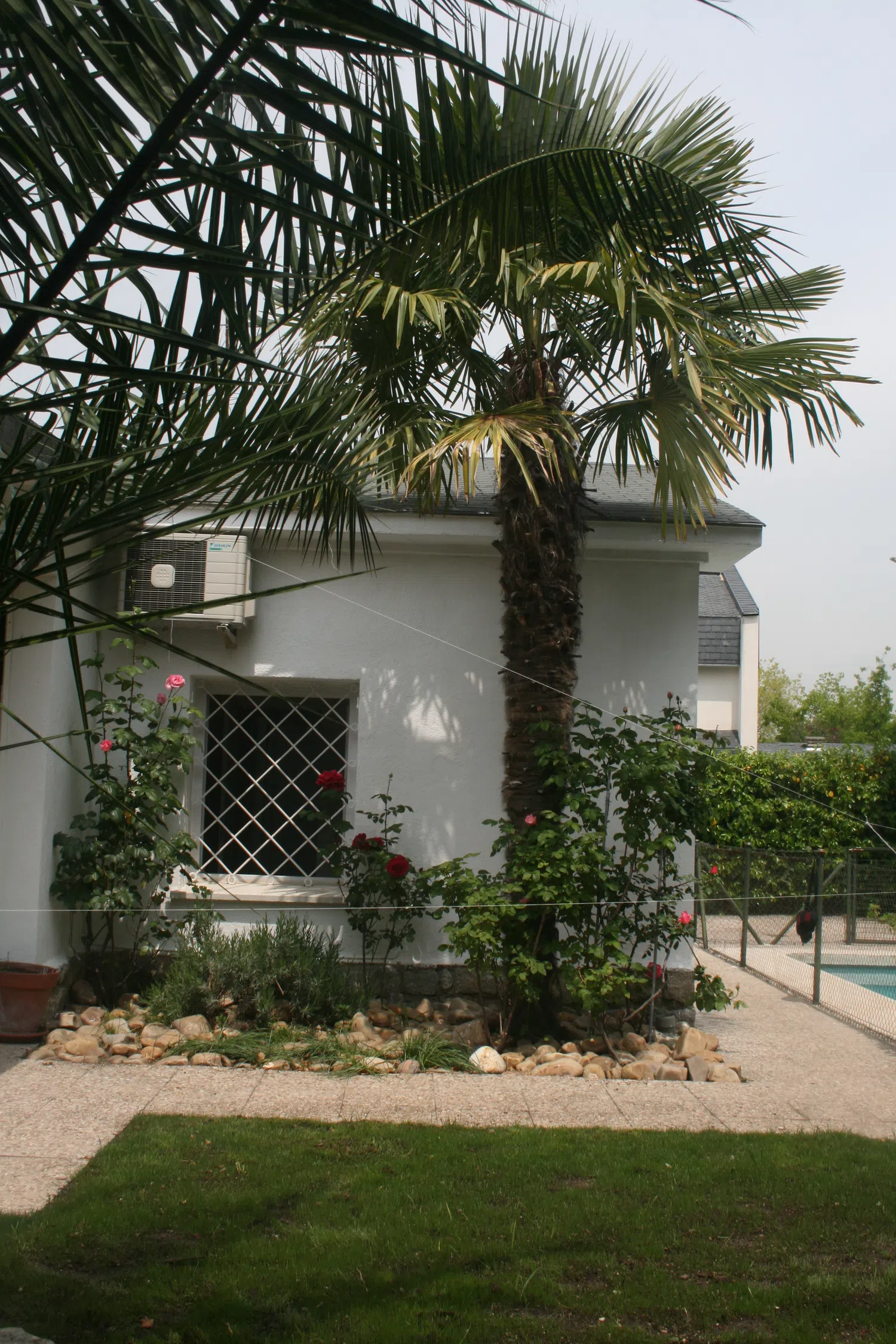 Chalet pareado en calle Valle Laciana, 52 - Foto 2