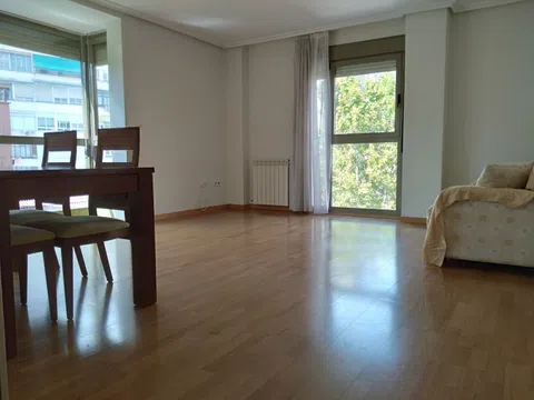 Piso en pasaje San Isidoro de Sevilla, 7