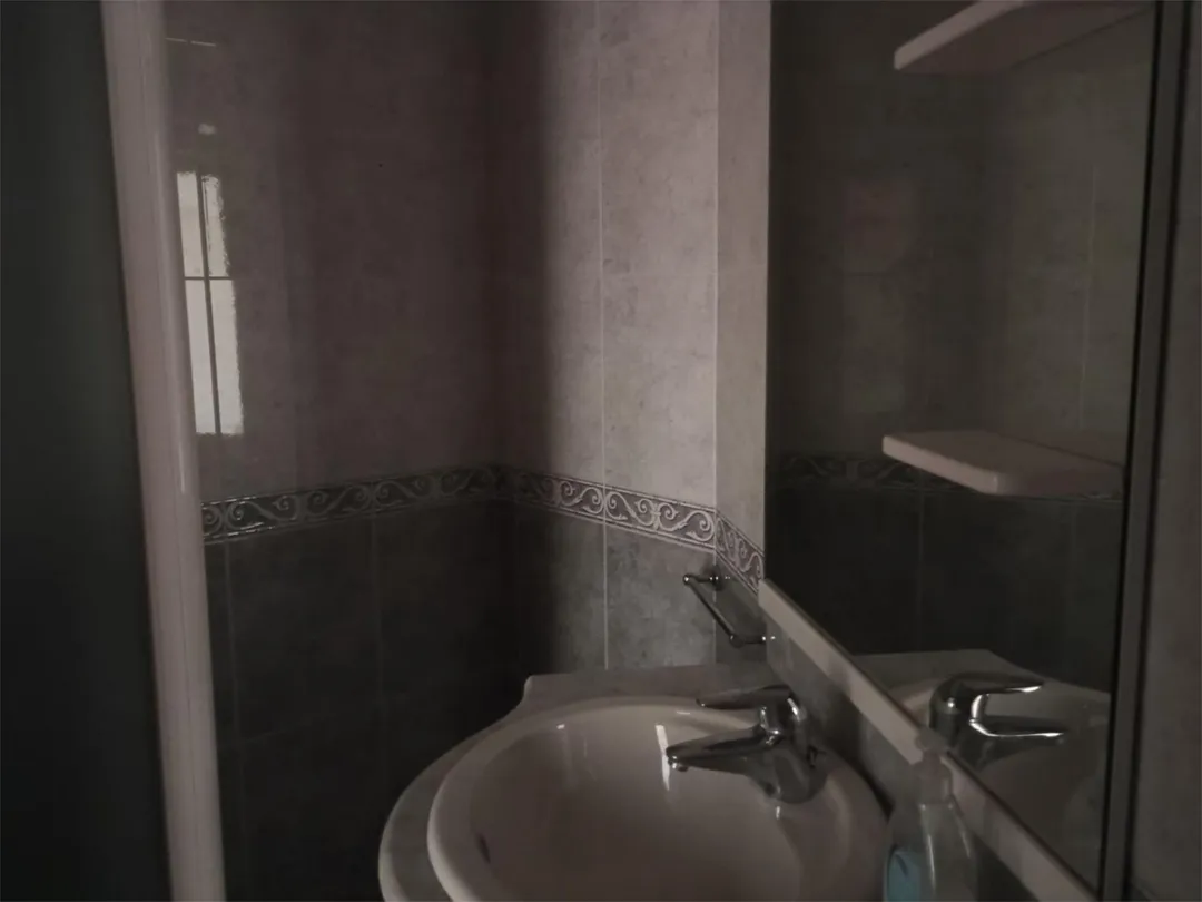 Piso en  Carrer de Roca Labrador 14 - Foto 9