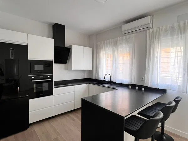 Casa o chalet independiente en Calle Logroño, 6, Bellavista - Foto 1
