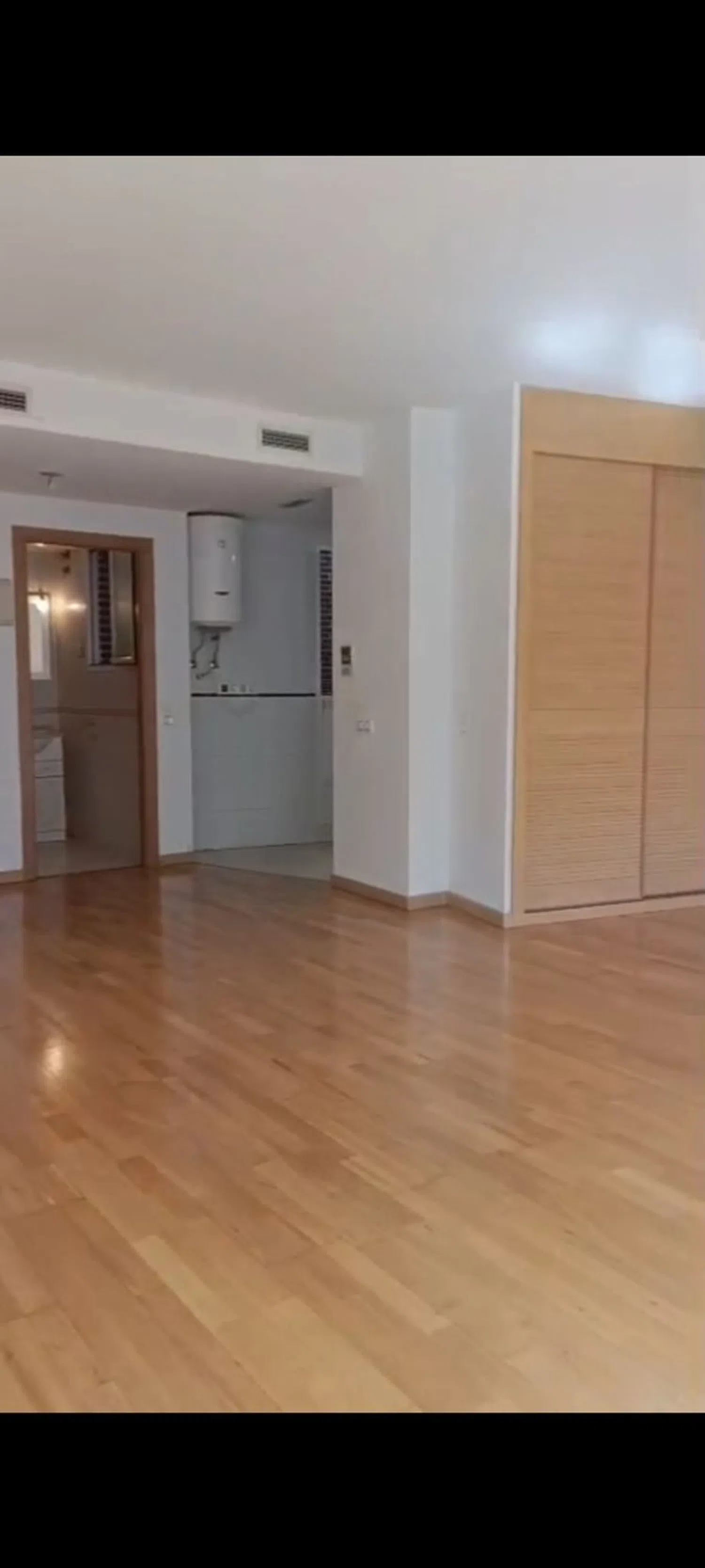 Estudio en paseo de Marcelino Camacho, 19 - Foto 1