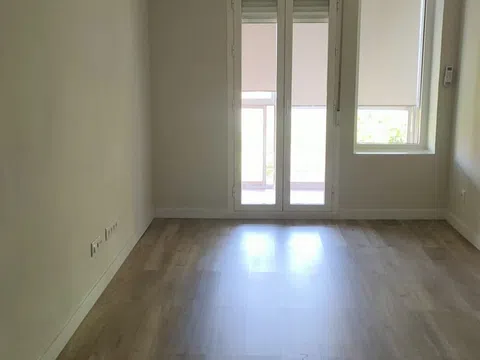Piso en calle de Clara del Rey, 52