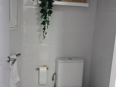 Local comercial en  Calle Monte Carmelo 44 - Foto 8