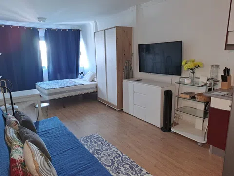 Estudio en calle Tomás Miller, 51