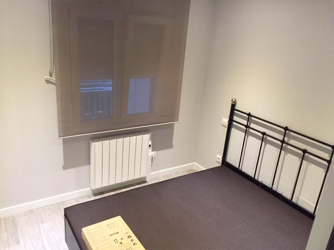 Piso en  Calle de Artajona 25 - Foto 13