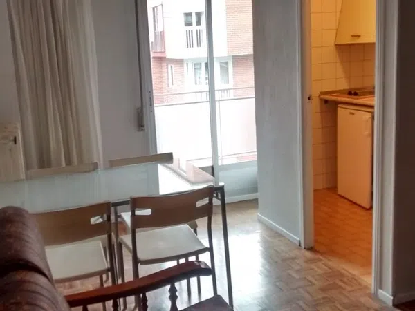 Piso en calle César González Ruano, 9 - Foto 4