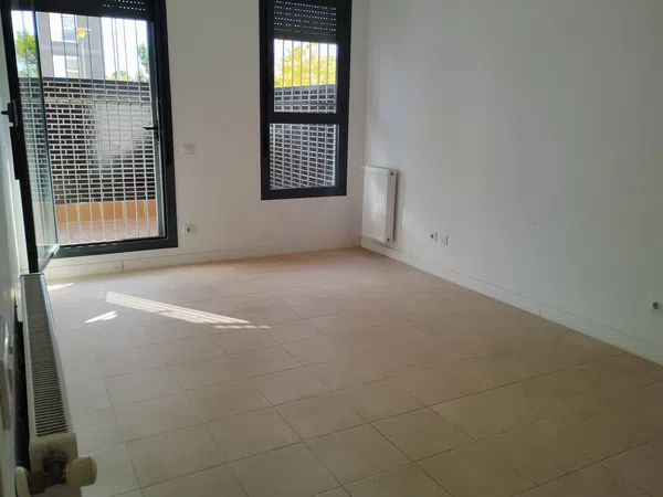 Piso en Primera Fase - Nuevo Tres Cantos - Foto 2