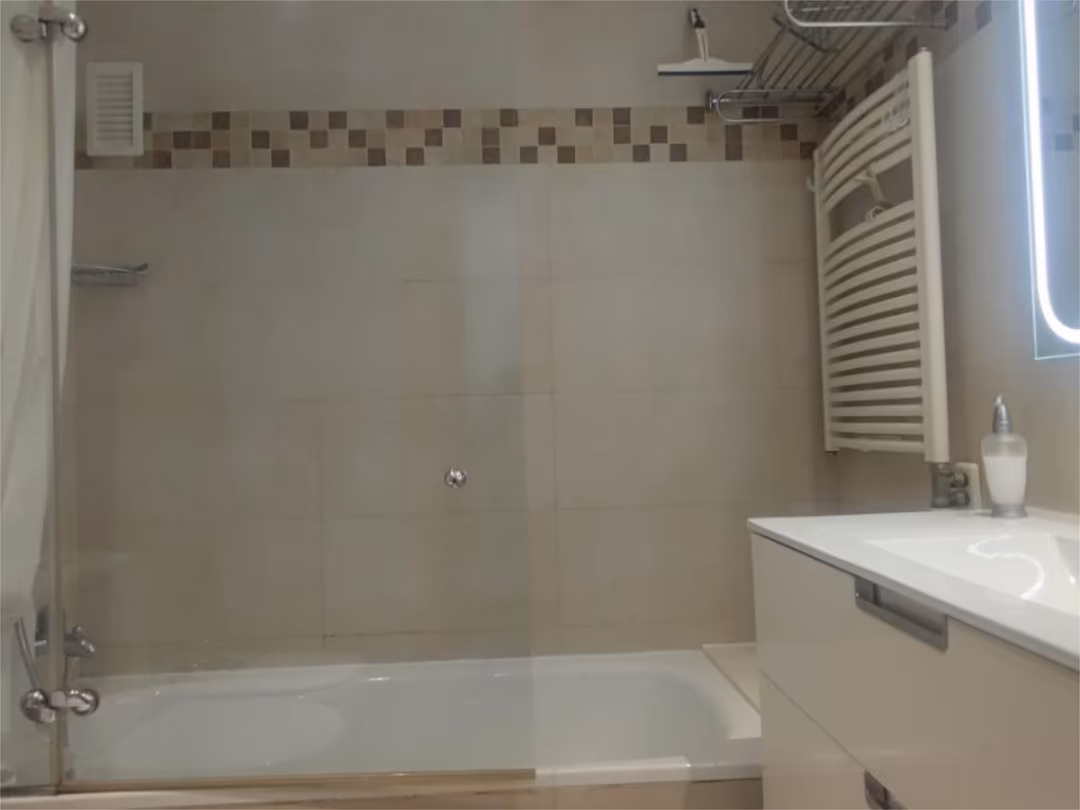 Piso en  Carrer de Bac de Roda 6 - Foto 23