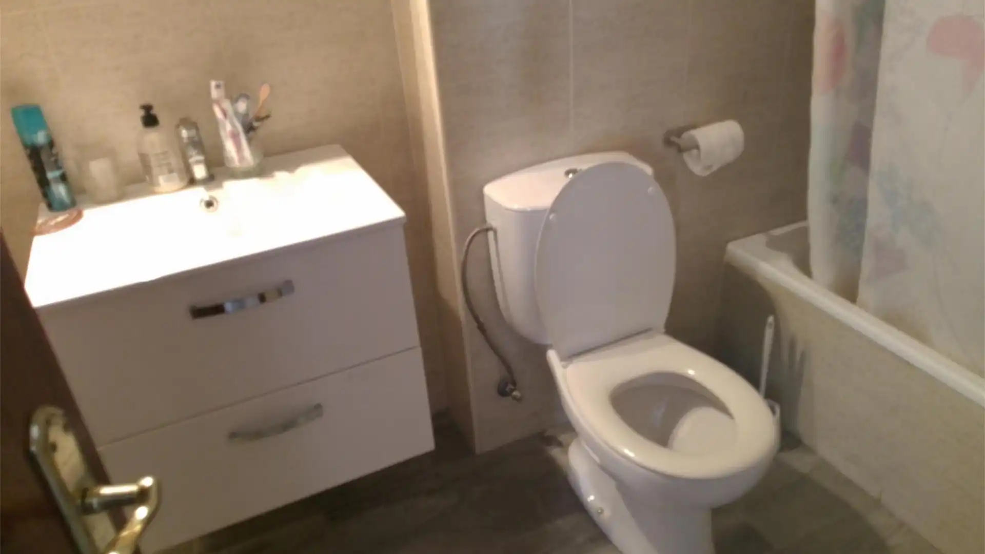 Piso en  Carrer de l'Òmnium Cultural 4 - Foto 10