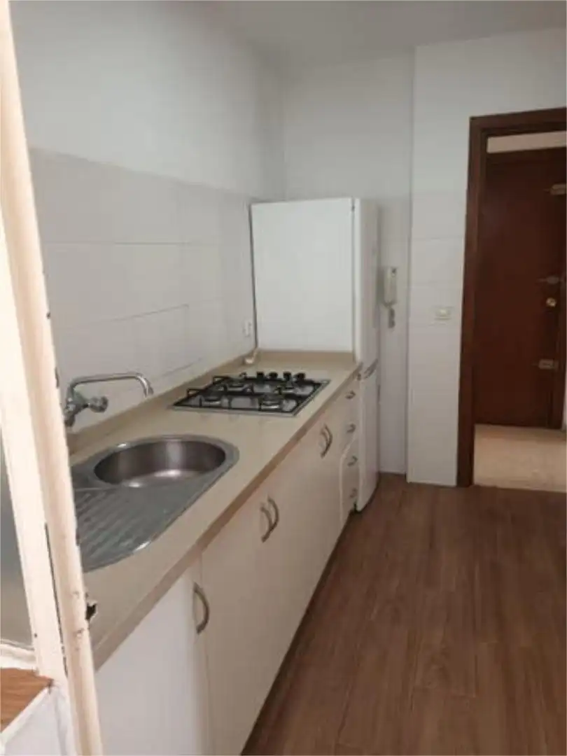 Piso en capuchinos - Foto 3