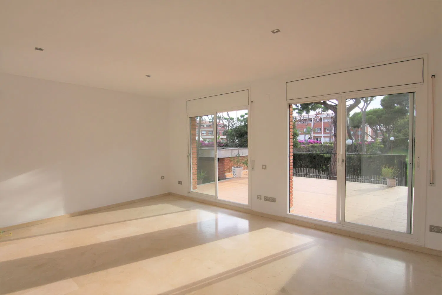 Chalet adosado en calle de Salou, 3 - Foto 4