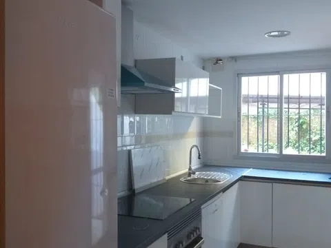 Piso en calle Meridiana, 73 - Foto 2