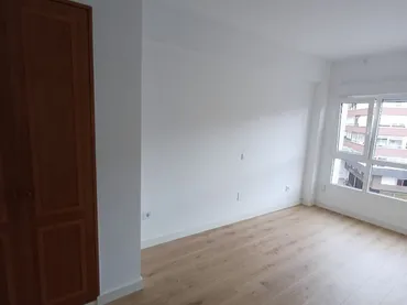 Piso en  Calle Profesor Jiménez Díaz 15 - Foto 3