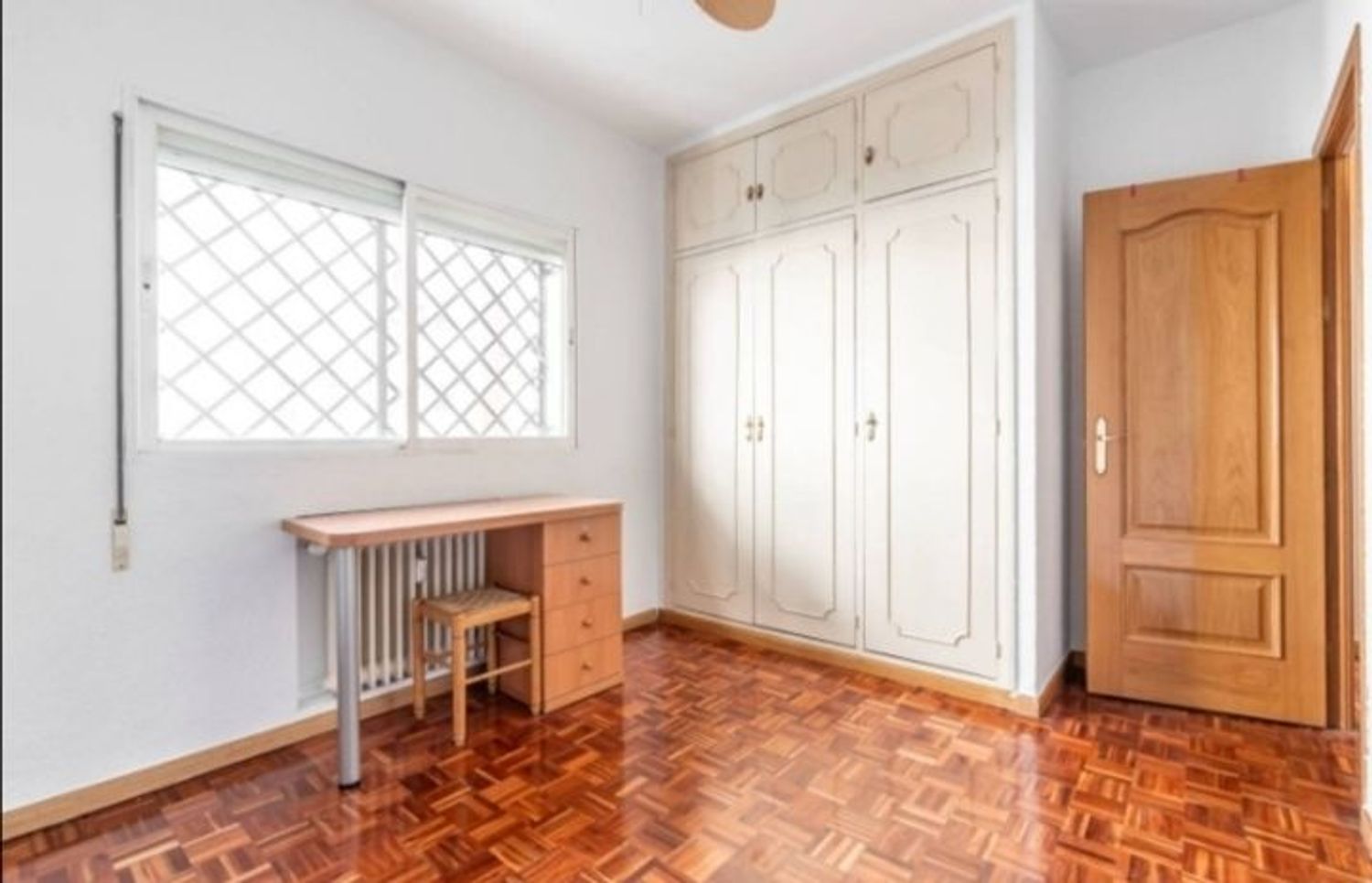 Piso en calle de Linneo, 13 - Foto 1