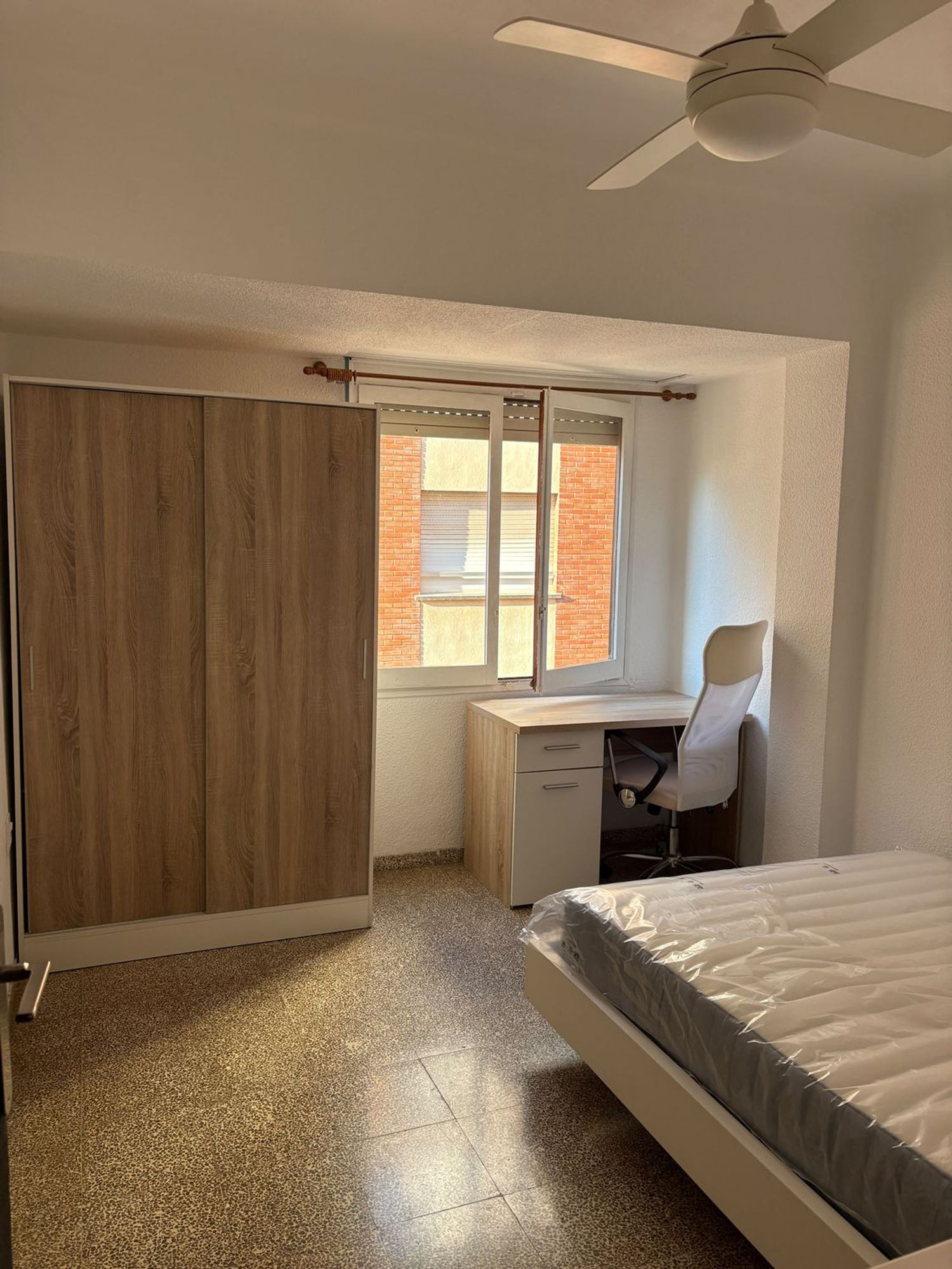 Piso en Calle de Fola, 15, Zona Hospital-Plaza del Real - Foto 2