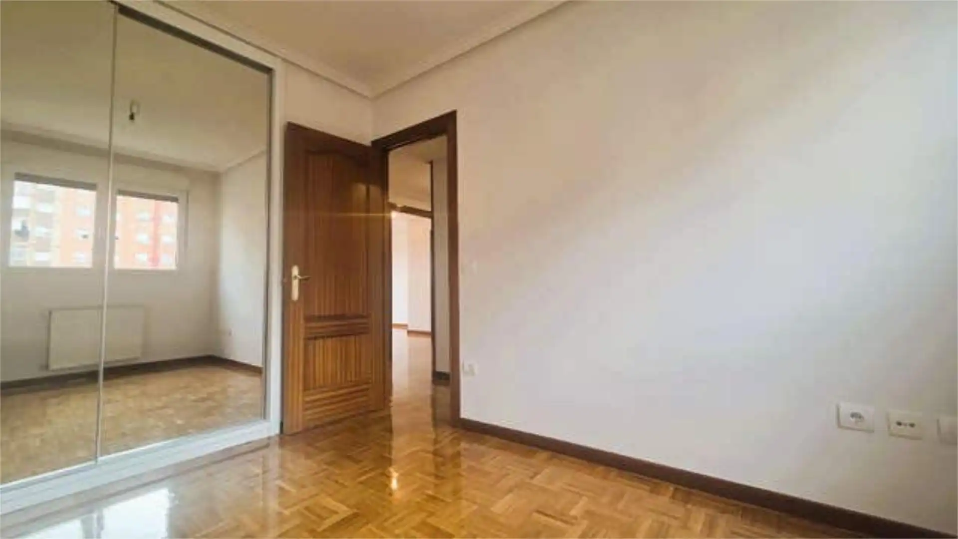 Piso en Nuevo Gijon - Foto 6