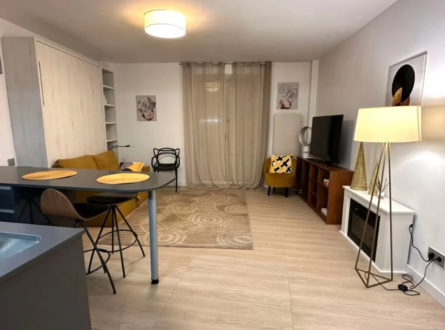 Piso en C. de la Cava Baja, 7 - Foto 1