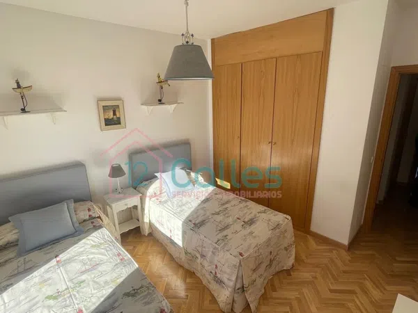 Chalet adosado en Calle Alhambra de Granada s/n, Nuevo Aranjuez-Ciudad de las Artes - Foto 27
