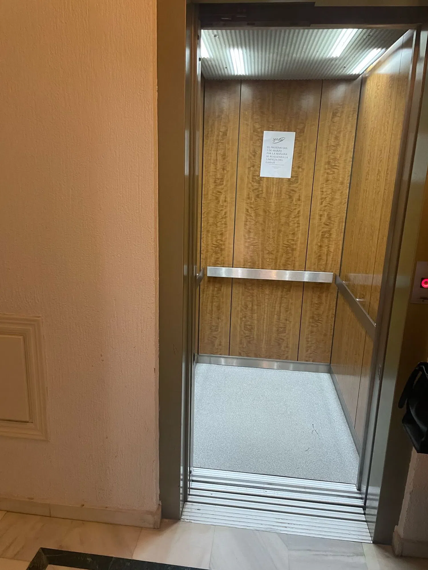 Piso en calle Mirador de la Sierra, 23 - Foto 2