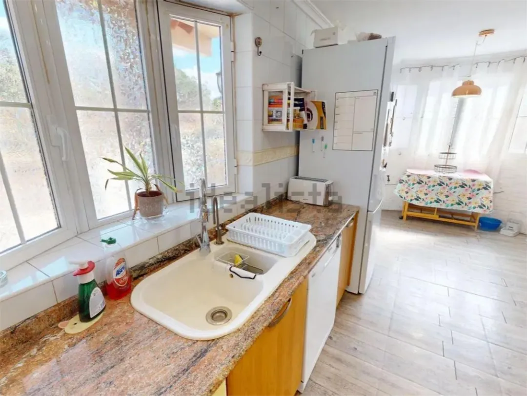 Piso en  Carrer Benejama 19 - Foto 8