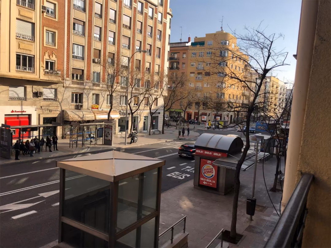 Piso en  Calle de Narváez 58 - Foto 16