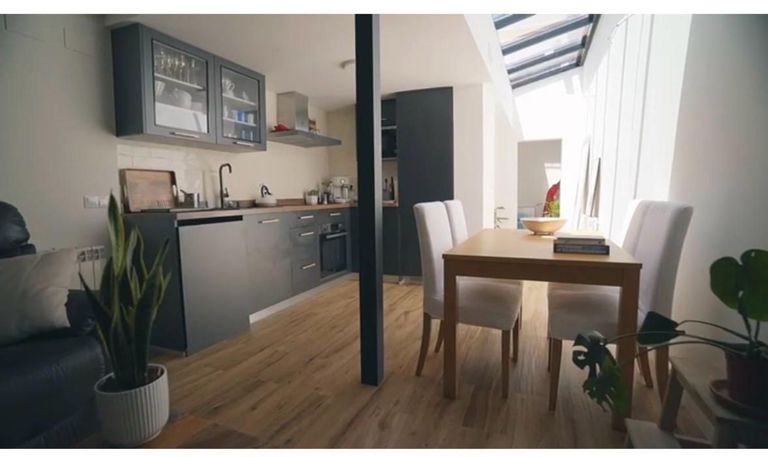 Chalet adosado en calle de Ferraz, 21 - Foto 1