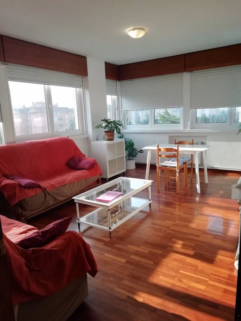 Piso en  Rúa Álvaro Cunqueiro 2 - Foto 9