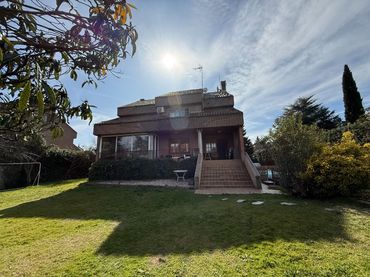 Chalet en Las Rozas de Madrid - Foto 1