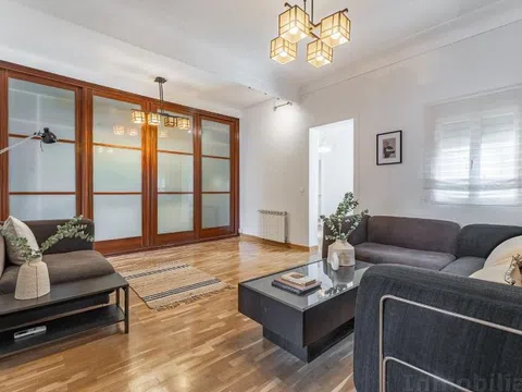 Piso en calle de Velarde, 7