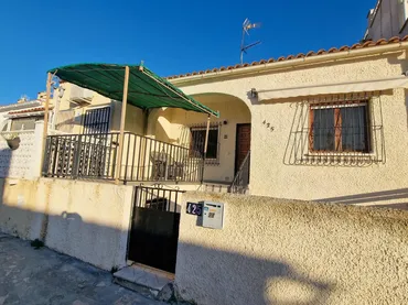 Casa adosada en  Calle Parque del Bidasoa 425 - Foto 1