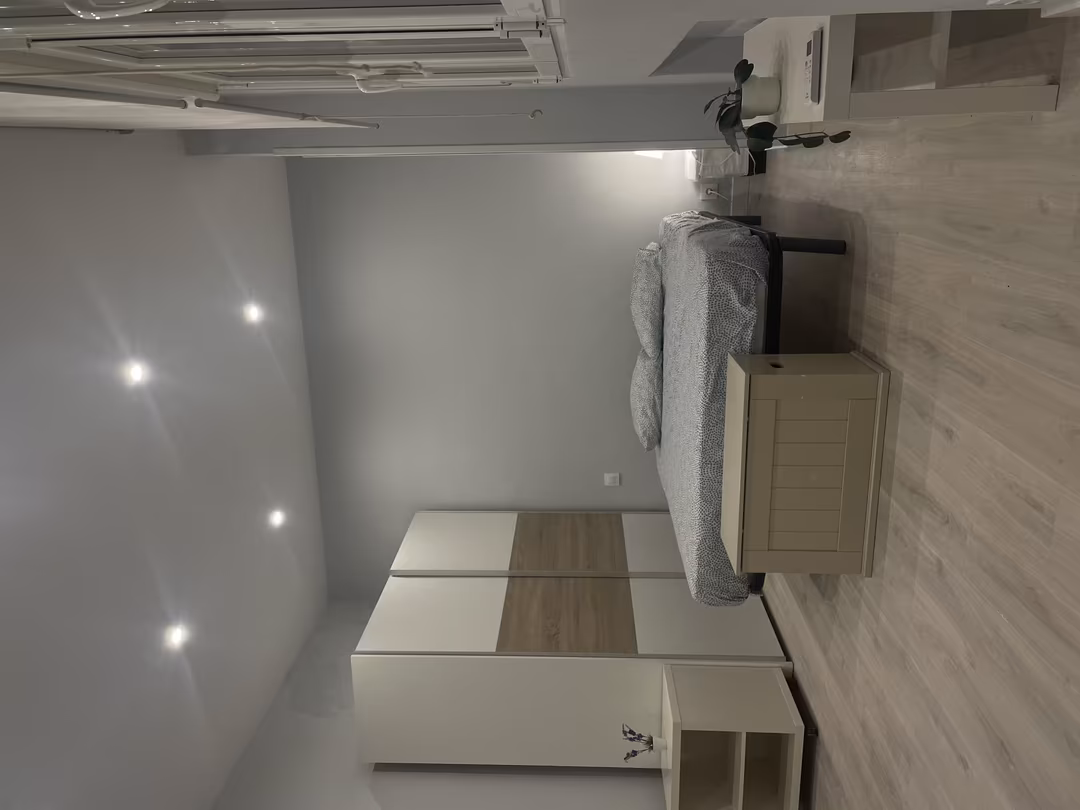 Estudio en  Calle de Estébanez Calderón 35