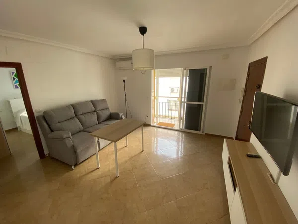 Piso en calle Geranio, 1