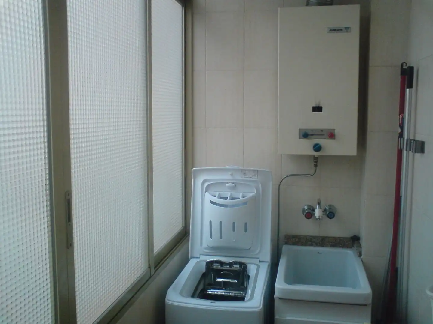 Piso en  Carrer Cronista Viravens 25 - Foto 6