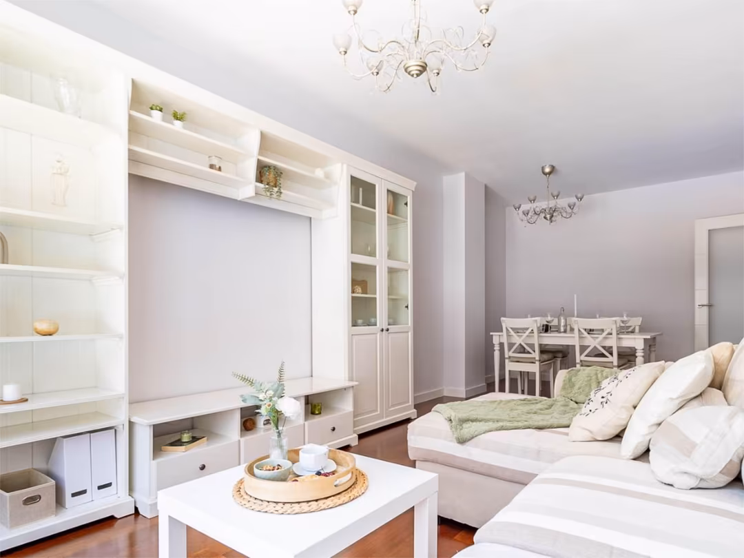 Piso en  Calle de Carlos y Guillermo Fernández Shaw 1