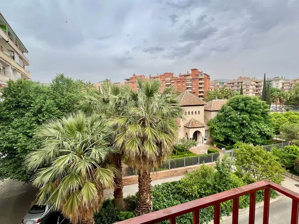 Piso en calle Rey Abu Said, 6 - Foto 1