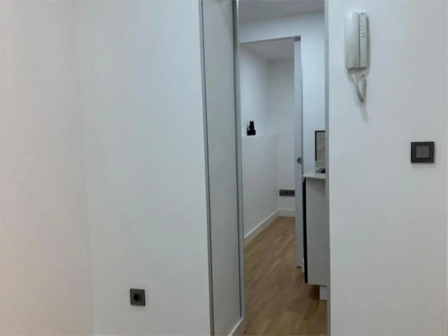 Planta baja en  Carrer de la Marina 187 - Foto 9