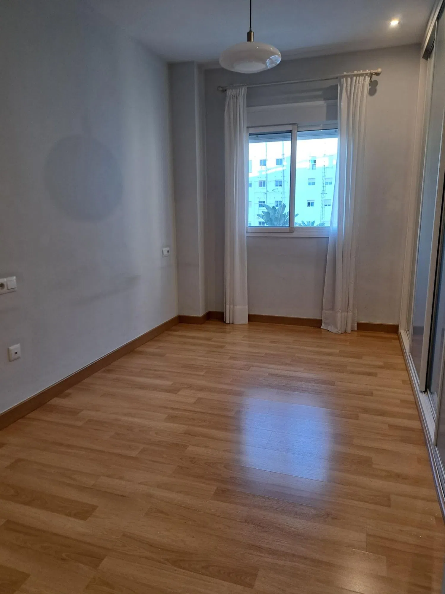 Piso en Barrio Los Bermejales - Foto 2