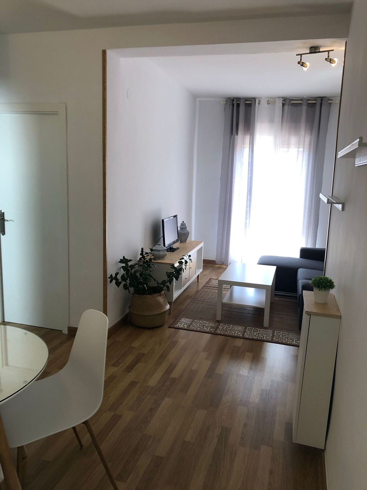 Piso en calle Emperatriz Eugenia, 1 - Foto 1