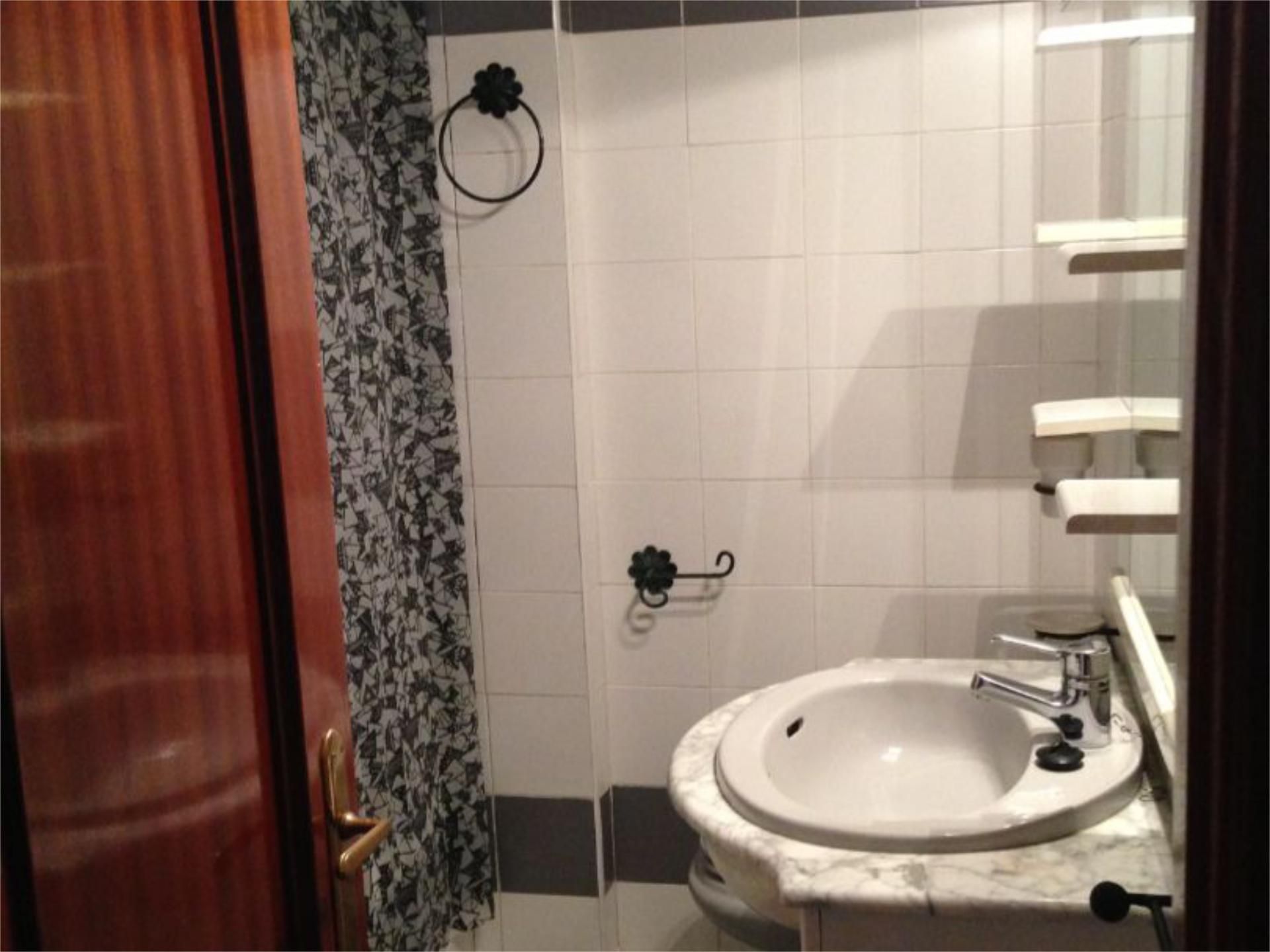 Piso en  Calle de Jerte 8 - Foto 9