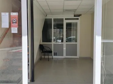 Local comercial en  Carrer de Montserrat 2 - Foto 10