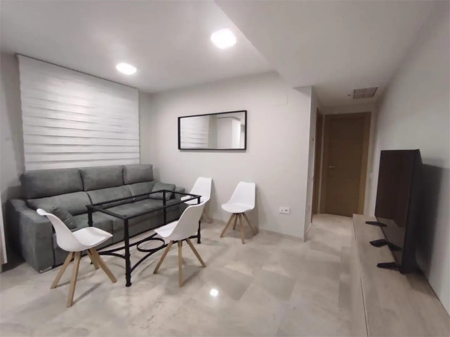 Piso en  Calle Escritora Ángeles López de Ayala 7 - Foto 5