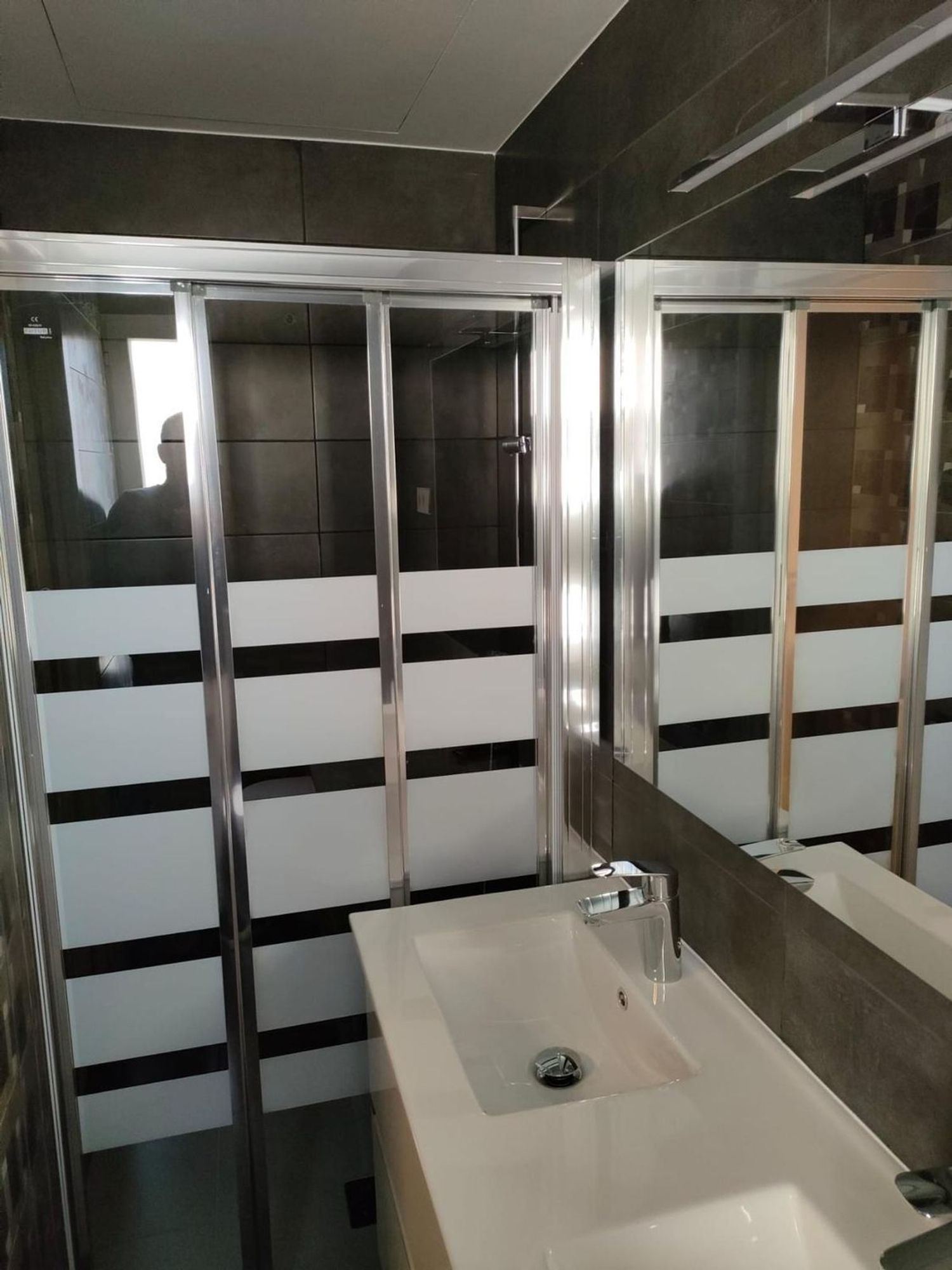 Estudio en Barrio Valdezarza - Foto 4