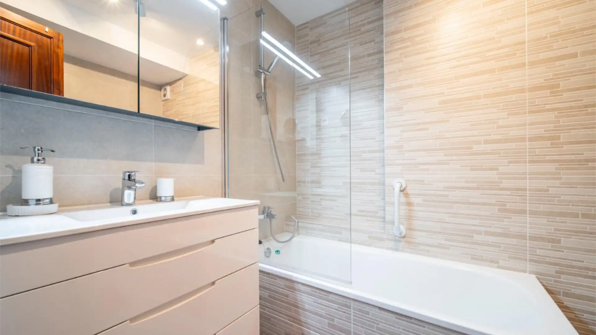 Piso en  Paseo Marítimo Rey de España 63 - Foto 9