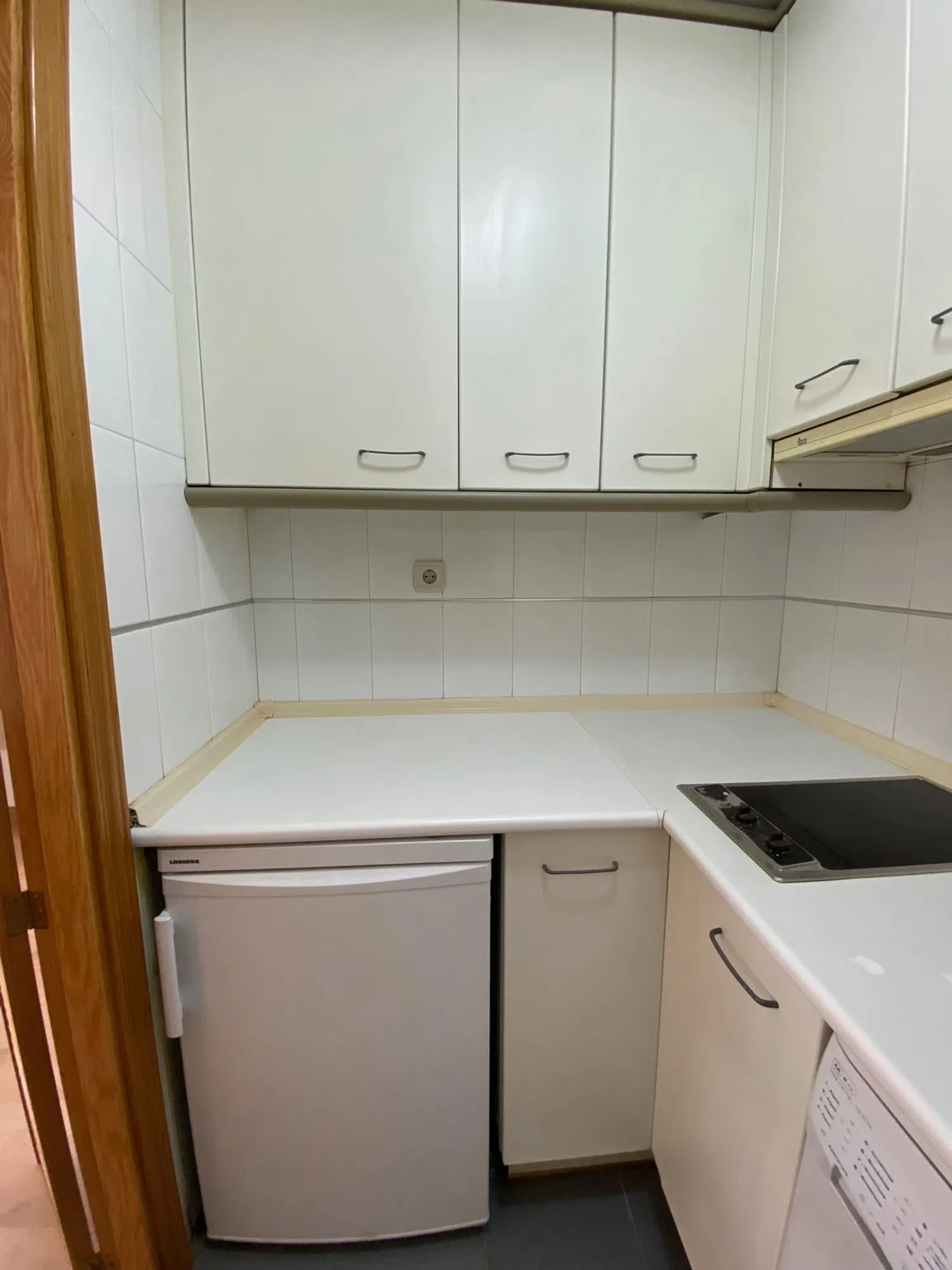 Estudio en calle de la Infanta Mercedes, 67 - Foto 11