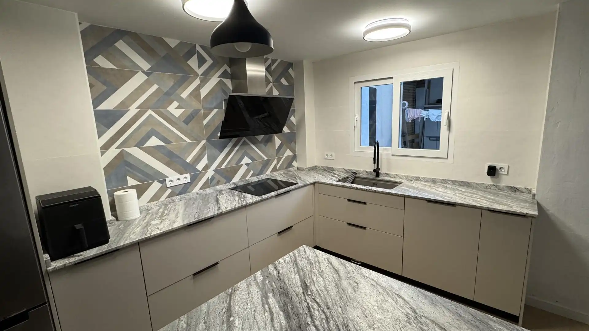 Planta baja en  Carrer Alfara del Patriarca 1 - Foto 5