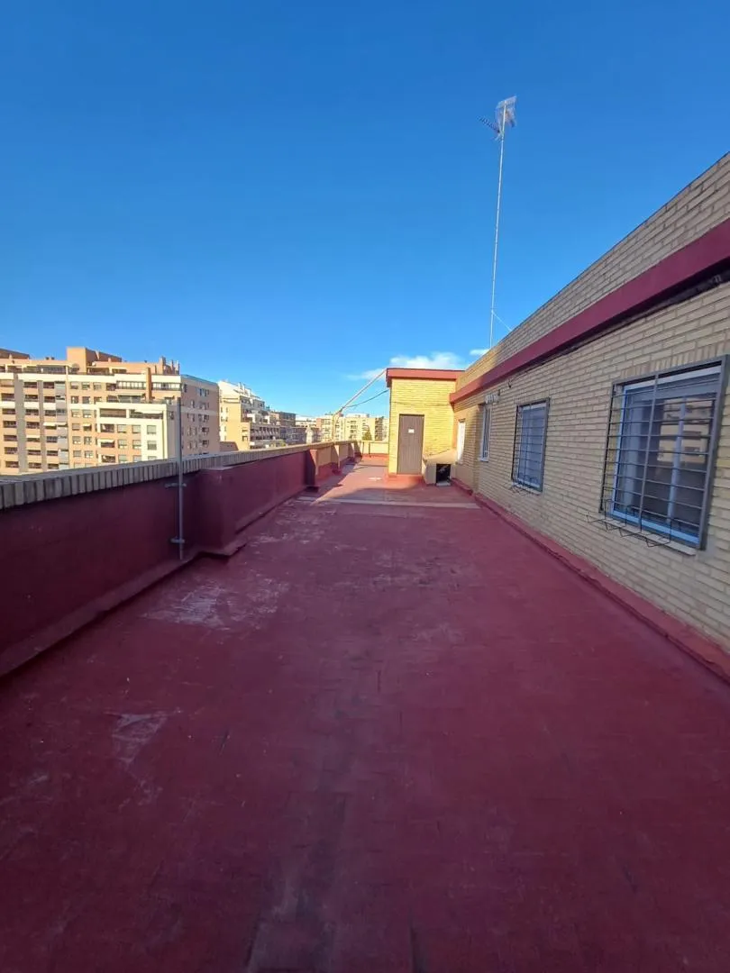 Piso en  Carrer del Monestir de Poblet 1 - Foto 5