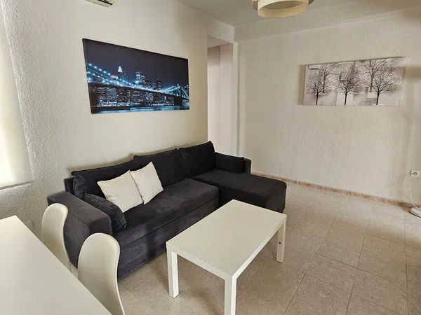 Piso en Barrio Los Castillejos - La Trinidad - Foto 4