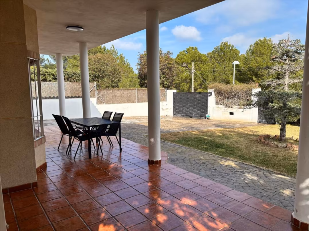 Piso en  Carrer 1 90 - Foto 2