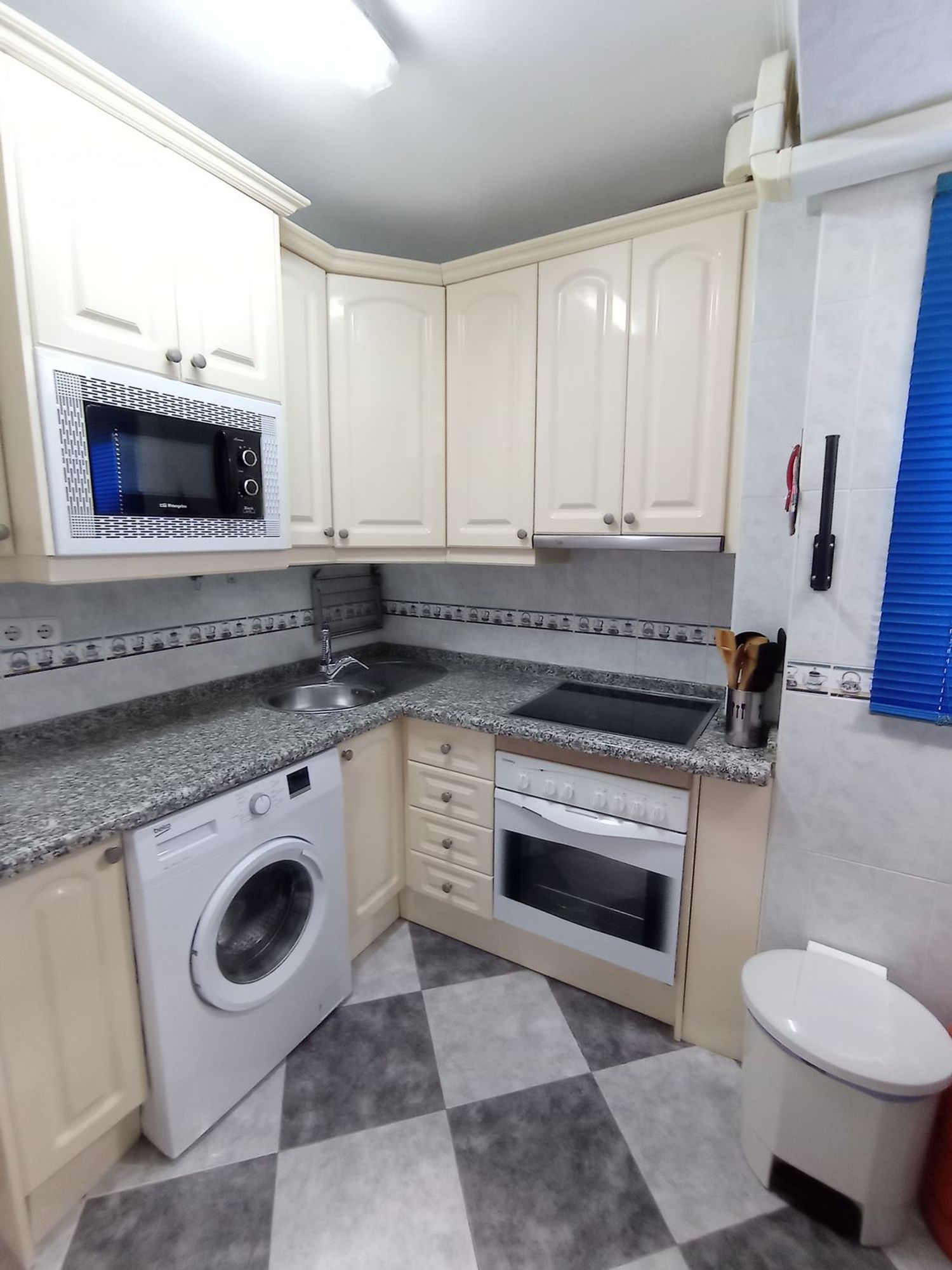 Piso en Calle Lepanto, Girón - Las Delicias - Pacífico - Foto 26